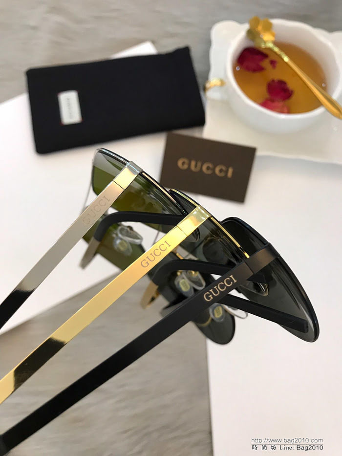 GUCCI古馳 2019新款 GG2262S 蛤蟆偏光太陽鏡 男女時尚墨鏡 超輕款  lly1444